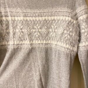 Women’s LOFT Sweater Size Large